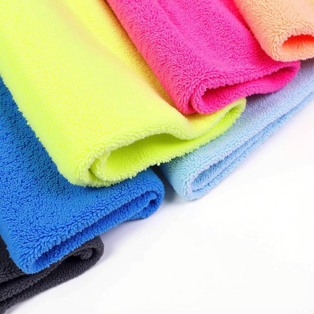 Microfiber Towels for Waterless Wash