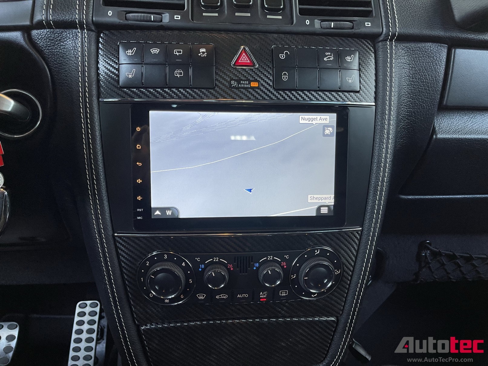 Mercedes G-Wagon 2008-2012 Android System Angle View 1